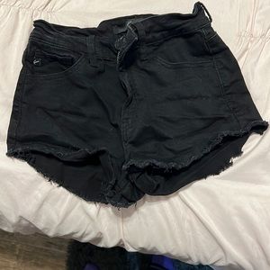 KanCan black jean shorts   fits smaller than a 5/26